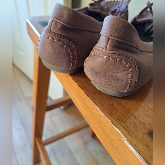 SO Women's Light Brown Moccasins - Picture 4 of 6